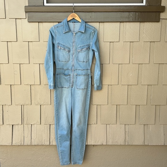 Free People Denim Jumpsuit Sz Small Spring Casual - Picture 1 of 13